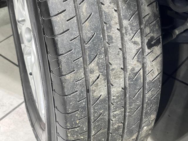 アルファードハイブリッド Ｘ　８人乗　４ＷＤ　後席モニター　ＪＢＬサウンド　純正１０．５型ナビ　全周囲カメラ　衝突軽減　レーダークルーズ　両側電動スライドドア　フルセグ　Ｂｌｕｅｔｏｏｔｈ　ＥＴＣ　ドラレコ　リアオートエアコン（30枚目）