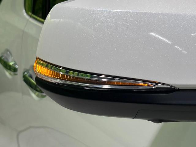 アルファードハイブリッド Ｘ　８人乗　４ＷＤ　後席モニター　ＪＢＬサウンド　純正１０．５型ナビ　全周囲カメラ　衝突軽減　レーダークルーズ　両側電動スライドドア　フルセグ　Ｂｌｕｅｔｏｏｔｈ　ＥＴＣ　ドラレコ　リアオートエアコン（66枚目）