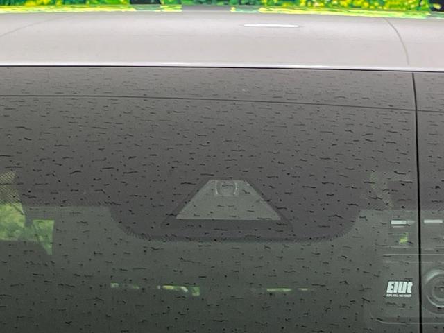 アルファードハイブリッド Ｘ　８人乗　４ＷＤ　後席モニター　ＪＢＬサウンド　純正１０．５型ナビ　全周囲カメラ　衝突軽減　レーダークルーズ　両側電動スライドドア　フルセグ　Ｂｌｕｅｔｏｏｔｈ　ＥＴＣ　ドラレコ　リアオートエアコン（67枚目）