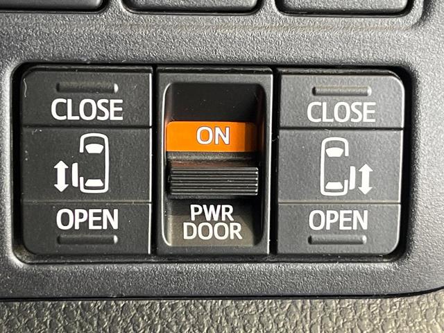 ヴォクシー ZS 4WD 後席モニター 10型メモリーナビ 衝突軽減 バックカメラ 両側電動スライド ETC Bluetooth ドラレコ クルーズコントロール クリアランスソナー LEDヘッド・フォグ スマートキー(7枚目)