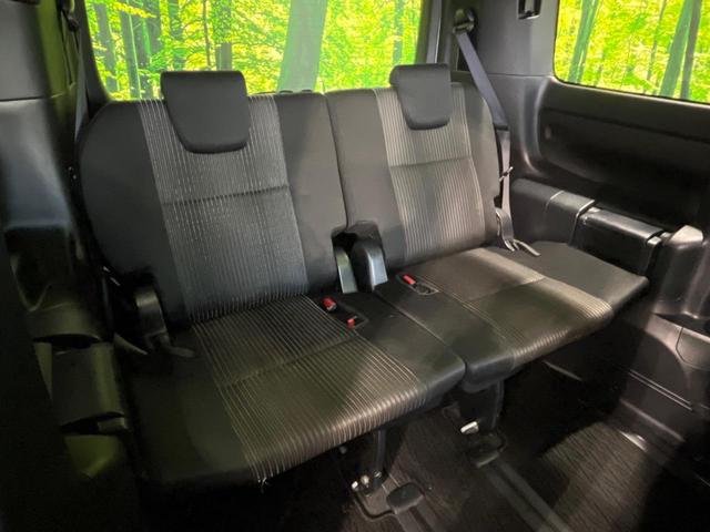 ヴォクシー ZS 4WD 後席モニター 10型メモリーナビ 衝突軽減 バックカメラ 両側電動スライド ETC Bluetooth ドラレコ クルーズコントロール クリアランスソナー LEDヘッド・フォグ スマートキー(10枚目)