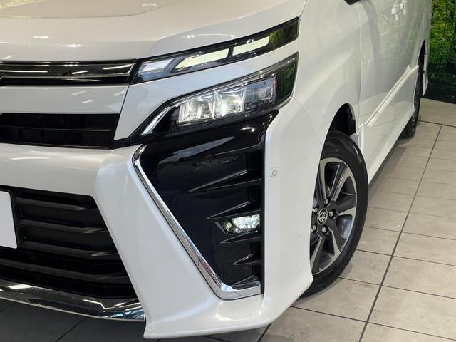 ヴォクシー ZS 4WD 後席モニター 10型メモリーナビ 衝突軽減 バックカメラ 両側電動スライド ETC Bluetooth ドラレコ クルーズコントロール クリアランスソナー LEDヘッド・フォグ スマートキー(13枚目)