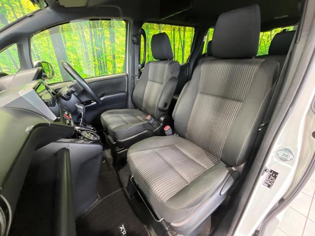 ヴォクシー ZS 4WD 後席モニター 10型メモリーナビ 衝突軽減 バックカメラ 両側電動スライド ETC Bluetooth ドラレコ クルーズコントロール クリアランスソナー LEDヘッド・フォグ スマートキー(33枚目)