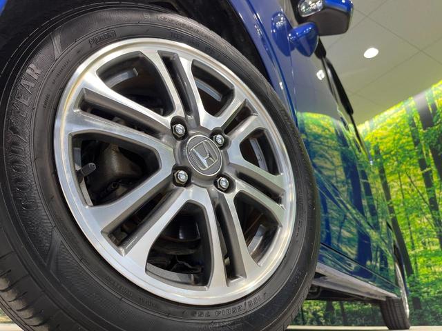 【純正１４インチアルミホイール】外観にマッチした純正アルミホイールを装着しております。各種社外アルミホイールや、スタッドレスタイヤも取扱いしております。是非ご相談ください♪