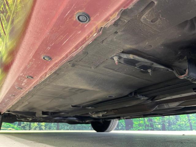 ノート メダリスト　純正ナビ　バックカメラ　ＥＴＣ　Ｂｌｕｅｔｏｏｔｈ　ドラレコ　フルセグ　スマートキー　プッシュスタート　ＬＥＤヘッド　オートライト　革巻ステアリング　フォグライト　横滑り防止装置　アイドリングストップ（23枚目）