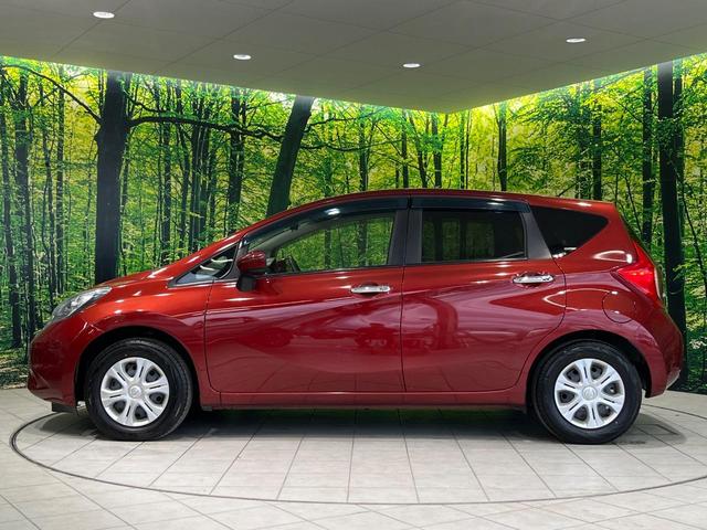 ノート メダリスト　純正ナビ　バックカメラ　ＥＴＣ　Ｂｌｕｅｔｏｏｔｈ　ドラレコ　フルセグ　スマートキー　プッシュスタート　ＬＥＤヘッド　オートライト　革巻ステアリング　フォグライト　横滑り防止装置　アイドリングストップ（60枚目）