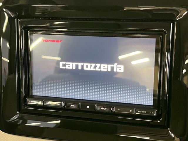 スペーシア ハイブリッドＸ　４ＷＤ　メモリーナビ　バックカメラ　衝突軽減　両側パワースライドドア　ＥＴＣ　Ｂｌｕｅｔｏｏｔｈ　フルセグ　ドラレコ　ＬＥＤヘッド　革巻きステアリング　オートエアコン　バニティミラー　スマートキー（4枚目）