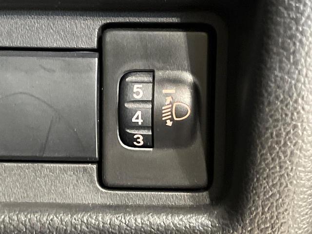 スペーシア ハイブリッドＸ　４ＷＤ　メモリーナビ　バックカメラ　衝突軽減　両側パワースライドドア　ＥＴＣ　Ｂｌｕｅｔｏｏｔｈ　フルセグ　ドラレコ　ＬＥＤヘッド　革巻きステアリング　オートエアコン　バニティミラー　スマートキー（50枚目）