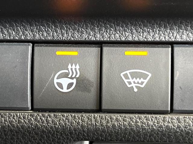 RAV4 アドベンチャー 4WD 純正9インチナビ 寒冷地仕様 バックカメラ 衝突軽減 レーダークルーズ ETC ドラレコ Bluetooth フルセグ シートベンチレーション パワーバックドア パワーシート LEDヘッド(3枚目)