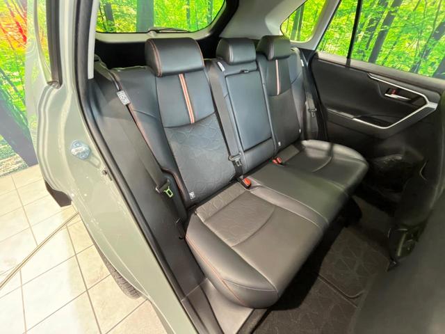 RAV4 アドベンチャー 4WD 純正9インチナビ 寒冷地仕様 バックカメラ 衝突軽減 レーダークルーズ ETC ドラレコ Bluetooth フルセグ シートベンチレーション パワーバックドア パワーシート LEDヘッド(9枚目)