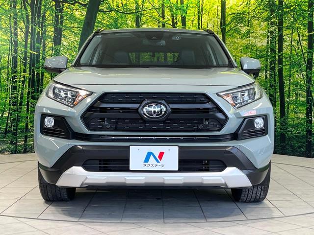 RAV4 アドベンチャー 4WD 純正9インチナビ 寒冷地仕様 バックカメラ 衝突軽減 レーダークルーズ ETC ドラレコ Bluetooth フルセグ シートベンチレーション パワーバックドア パワーシート LEDヘッド(14枚目)