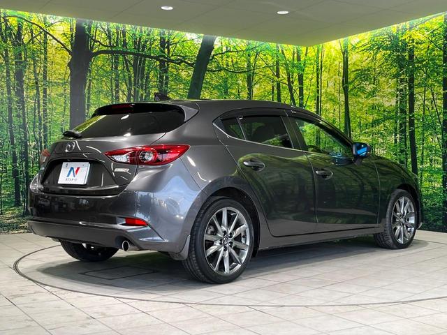 アクセラスポーツ 15XD Lパッケージ ターボ 純正ナビ バックカメラ 衝突軽減 ETC フルセグ レーダークリーズ Bluetooth LEDヘッド 革巻きステアリング オートエアコン オートライト プッシュスタート ステリモ キーレス(17枚目)