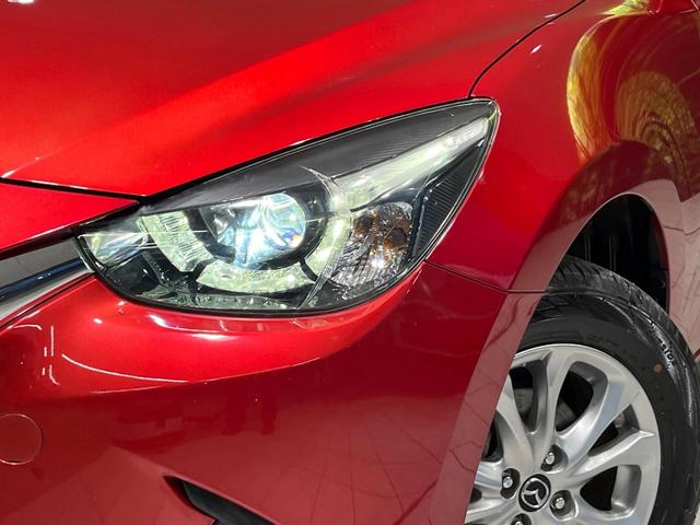 デミオ 13Sツーリング 4WD 純正ナビ 衝突軽減 ETC Bluetooth フルセグ LEDヘッド 革巻きステアリング シートヒーター オートエアコン オートライト アイドリングストップ プッシュスタート スマートキー(11枚目)