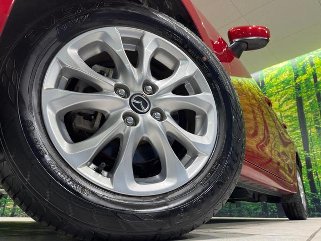 デミオ 13Sツーリング 4WD 純正ナビ 衝突軽減 ETC Bluetooth フルセグ LEDヘッド 革巻きステアリング シートヒーター オートエアコン オートライト アイドリングストップ プッシュスタート スマートキー(13枚目)