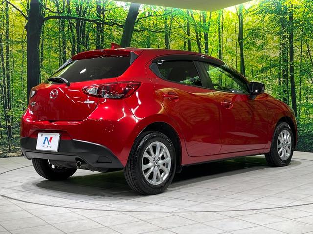 デミオ 13Sツーリング 4WD 純正ナビ 衝突軽減 ETC Bluetooth フルセグ LEDヘッド 革巻きステアリング シートヒーター オートエアコン オートライト アイドリングストップ プッシュスタート スマートキー(17枚目)