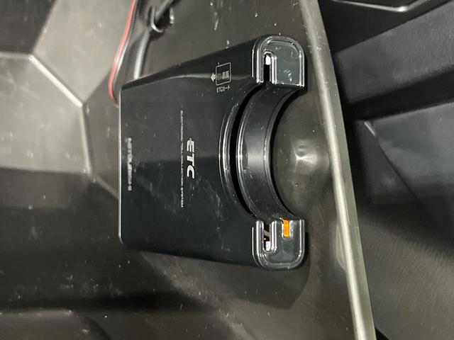 デミオ 13Sツーリング 4WD 純正ナビ 衝突軽減 ETC Bluetooth フルセグ LEDヘッド 革巻きステアリング シートヒーター オートエアコン オートライト アイドリングストップ プッシュスタート スマートキー(28枚目)