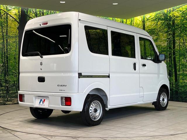 エブリイ ＰＡリミテッド　４ＷＤ　届出済未使用車　ＣＤオーディオ　ＡＭ／ＦＭ　衝突軽減　アイドリングストップ　横滑り防止機能　パワーウィンドウ　プライバシーガラス　バニティミラー（15枚目）