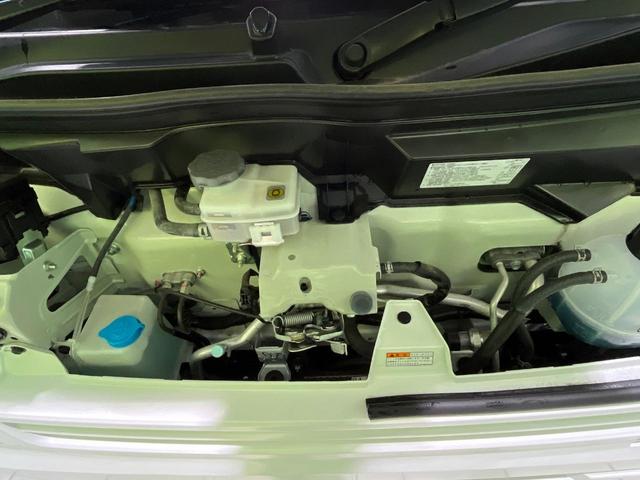エブリイ ＰＡリミテッド　４ＷＤ　届出済未使用車　ＣＤオーディオ　ＡＭ／ＦＭ　衝突軽減　アイドリングストップ　横滑り防止機能　パワーウィンドウ　プライバシーガラス　バニティミラー（16枚目）