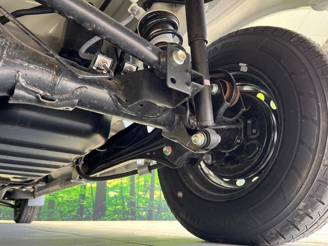 エブリイ ＰＡリミテッド　４ＷＤ　届出済未使用車　ＣＤオーディオ　ＡＭ／ＦＭ　衝突軽減　アイドリングストップ　横滑り防止機能　パワーウィンドウ　プライバシーガラス　バニティミラー（22枚目）