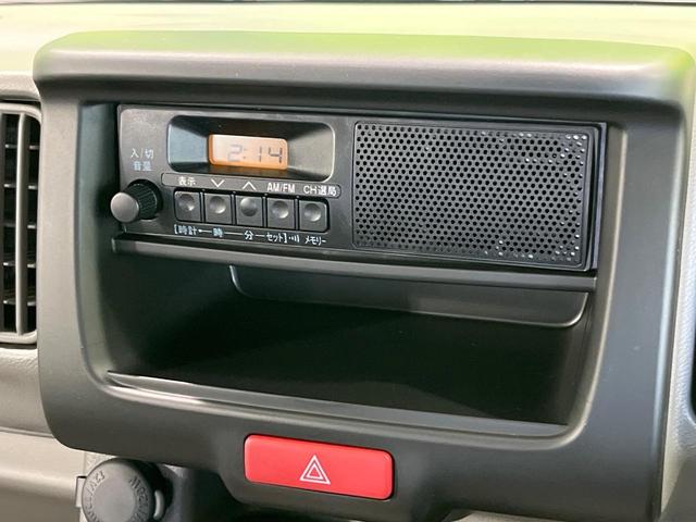 エブリイ ＰＡリミテッド　４ＷＤ　届出済未使用車　ＣＤオーディオ　ＡＭ／ＦＭ　衝突軽減　アイドリングストップ　横滑り防止機能　パワーウィンドウ　プライバシーガラス　バニティミラー（26枚目）