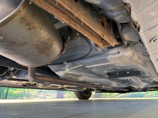 ルーミー カスタムG 4WD フリップダウンモニター 寒冷地仕様 メモリーナビ バックカメラ 衝突軽減 両側パワースライドドア LEDヘッド 革巻きステアリング シートヒーター オートライト プッシュスタート クルコン(23枚目)