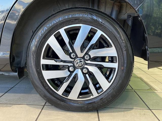 ルーミー カスタムG 4WD フリップダウンモニター 寒冷地仕様 メモリーナビ バックカメラ 衝突軽減 両側パワースライドドア LEDヘッド 革巻きステアリング シートヒーター オートライト プッシュスタート クルコン(28枚目)