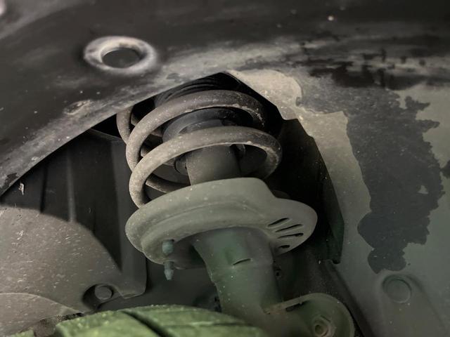 ヴェゼル e:HEV Z 4WD 寒冷地仕様 純正8インチナビ バックカメラ 衝突軽減 ブラインドスポットモニター パワーバックドア 革巻きステアリング LEDヘッド オートエアコン オートライト プッシュスタート ステリモ(20枚目)