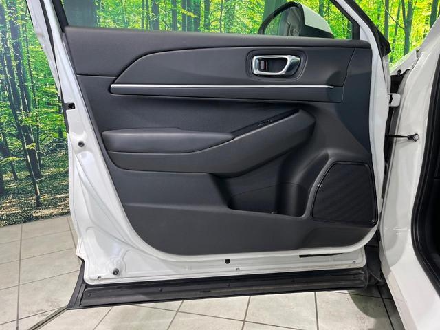 ヴェゼル e:HEV Z 4WD 寒冷地仕様 純正8インチナビ バックカメラ 衝突軽減 ブラインドスポットモニター パワーバックドア 革巻きステアリング LEDヘッド オートエアコン オートライト プッシュスタート ステリモ(38枚目)