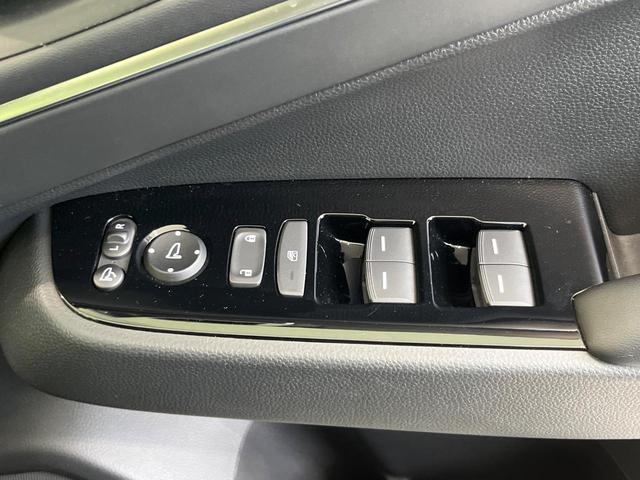 ヴェゼル e:HEV Z 4WD 寒冷地仕様 純正8インチナビ バックカメラ 衝突軽減 ブラインドスポットモニター パワーバックドア 革巻きステアリング LEDヘッド オートエアコン オートライト プッシュスタート ステリモ(53枚目)