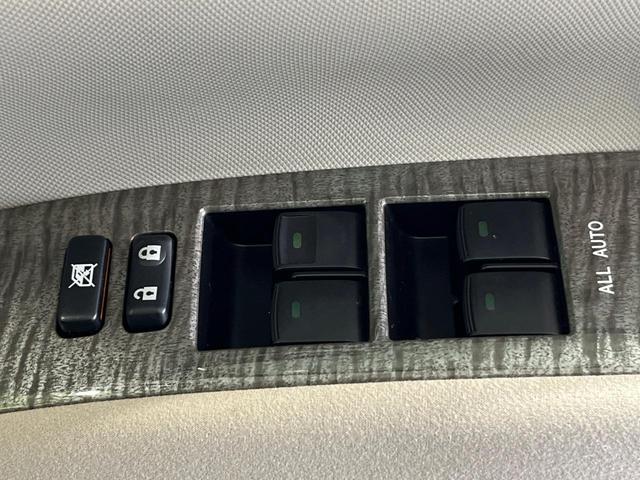 エスティマハイブリッド G 4WD フリップダウンモニター 純正8インチナビ バックカメラ ETC ドラレコ 両側パワースライドドア パワーバックドア LEDヘッド 革巻きステアリング クルコン プッシュスタート スマートキー(53枚目)