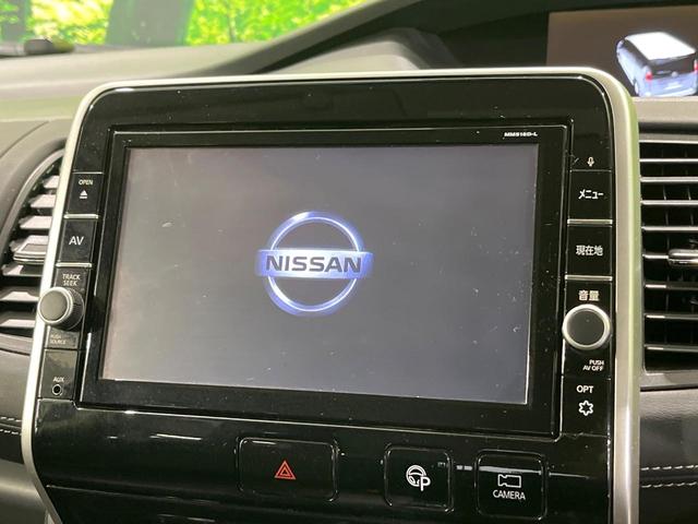 【純正ナビ】人気の純正ナビを装備しております。ナビの使いやすさはもちろん、オーディオ機能も充実！キャンプや旅行はもちろん、通勤や買い物など普段のドライブも楽しくなるはず♪