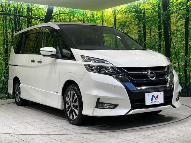 高透明度のガラス皮膜で撥水はもちろん、上質なツヤ・光沢を実現。紫外線や酸性雨から大切な愛車を保護し、色あせ・劣化を防止。「弾スプラッシュコート」、「弾プリミッサコート」からお選びいただけます。