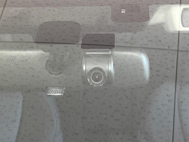 ＸＶ アドバンス　４ＷＤ　純正ナビ　バックカメラ　衝突軽減　ＥＴＣ　フルセグ　Ｂｌｕｅｔｏｏｔｈ　ＬＥＤヘッド　パワーシート　革巻きステアリング　オートエアコン　オートライト　プッシュスタート　ステリモ　スマートキー（5枚目）