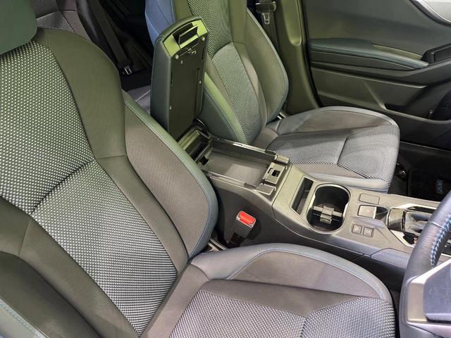 ＸＶ アドバンス　４ＷＤ　純正ナビ　バックカメラ　衝突軽減　ＥＴＣ　フルセグ　Ｂｌｕｅｔｏｏｔｈ　ＬＥＤヘッド　パワーシート　革巻きステアリング　オートエアコン　オートライト　プッシュスタート　ステリモ　スマートキー（33枚目）