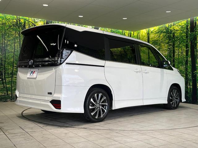 ヴォクシー ハイブリッドS-Z 14インチ後席モニター メーカー10.5インチナビ機能付きディスプレイオーディオ バックカメラ 衝突軽減 レーダークルーズ 両側パワースライドドア オートハイビームLEDヘッド 革巻きステアリング(18枚目)