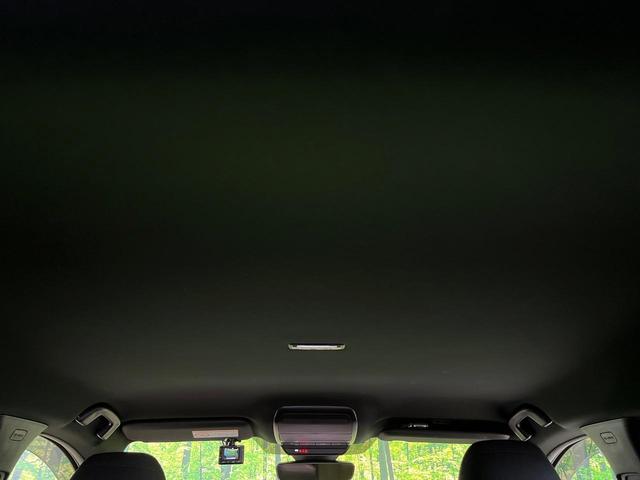 MAZDA3ファストバック 15Sツーリング 4WD メーカー8.8インチナビ 全周囲カメラ 衝突軽減 レーダークルーズ ブラインドスポットモニター LEDヘッド 革巻きステアリング ハイビームアシスト Bluetooth ETC ドラレコ(34枚目)