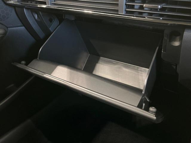 MAZDA3ファストバック 15Sツーリング 4WD メーカー8.8インチナビ 全周囲カメラ 衝突軽減 レーダークルーズ ブラインドスポットモニター LEDヘッド 革巻きステアリング ハイビームアシスト Bluetooth ETC ドラレコ(39枚目)