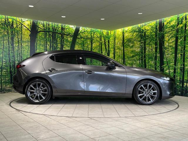 MAZDA3ファストバック 15Sツーリング 4WD メーカー8.8インチナビ 全周囲カメラ 衝突軽減 レーダークルーズ ブラインドスポットモニター LEDヘッド 革巻きステアリング ハイビームアシスト Bluetooth ETC ドラレコ(59枚目)