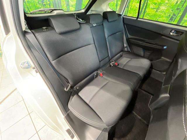 インプレッサスポーツ 2.0iアイサイト 4WD SDナビ バックカメラ 衝突軽減 レーダークルーズ ETC フルセグ Bluetooth 革巻きステアリング パドルシフト オートライト アイドリングストップ プッシュスタート スマートキー(9枚目)