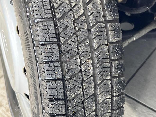 アルト F 4WD CDオーディオ AM/FMラジオ シートヒーター リモコンキー 横滑り防止装置 ヘッドライトレベライザー パワーウィンドウ リアワイパー セキュリティアラーム UVカットガラス(40枚目)