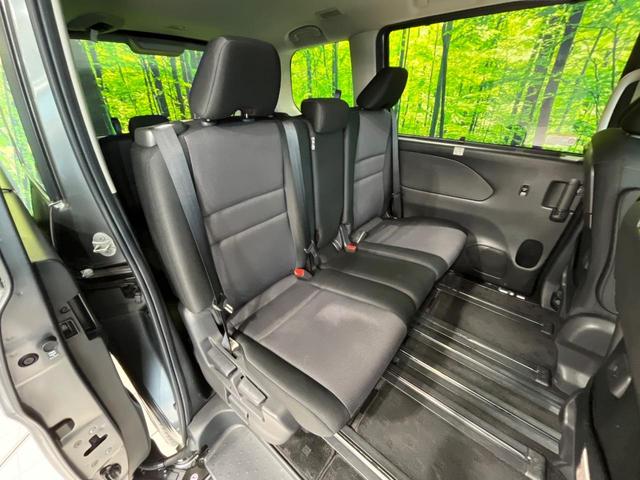 セレナ XV 4WD CDナビ 両側パワスラ 衝突軽減 Bluetooth ETC クルコン アイドリングストップ オートライト オートエアコン 電動格納ミラー パワーウィンドウ ヘッドライトレベライザー ステリモ(9枚目)