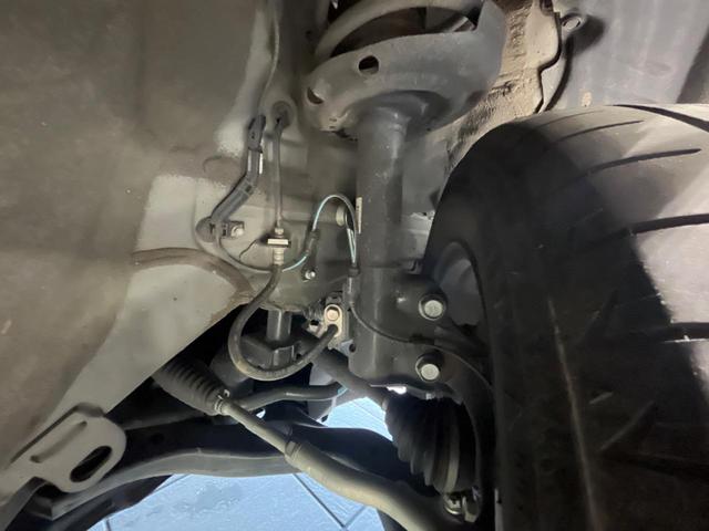 カローラクロス ハイブリッド G 4WD 純正8型ディスプレイオーディオ バックカメラ 衝突軽減 レーダークルーズ 寒冷地仕様 Bluetooth フルセグ ETC ドラレコ LEDヘッド オートエアコン スマートキー オートライト(20枚目)