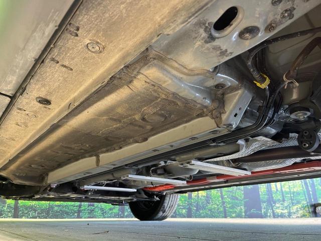 カローラクロス ハイブリッド G 4WD 純正8型ディスプレイオーディオ バックカメラ 衝突軽減 レーダークルーズ 寒冷地仕様 Bluetooth フルセグ ETC ドラレコ LEDヘッド オートエアコン スマートキー オートライト(22枚目)