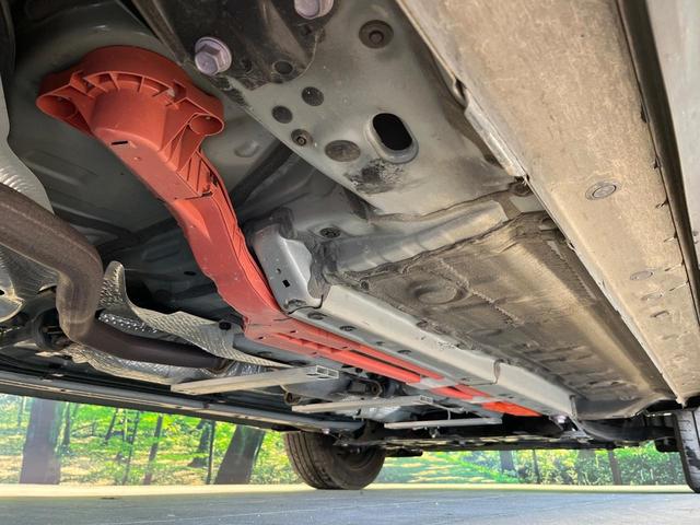 カローラクロス ハイブリッド G 4WD 純正8型ディスプレイオーディオ バックカメラ 衝突軽減 レーダークルーズ 寒冷地仕様 Bluetooth フルセグ ETC ドラレコ LEDヘッド オートエアコン スマートキー オートライト(23枚目)