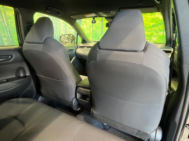 カローラクロス ハイブリッド G 4WD 純正8型ディスプレイオーディオ バックカメラ 衝突軽減 レーダークルーズ 寒冷地仕様 Bluetooth フルセグ ETC ドラレコ LEDヘッド オートエアコン スマートキー オートライト(31枚目)