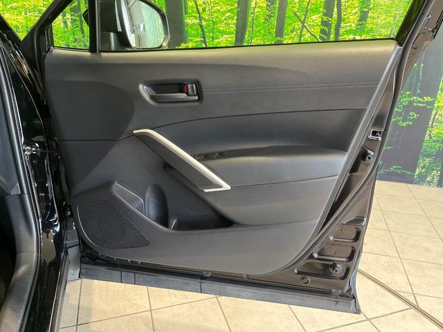カローラクロス ハイブリッド G 4WD 純正8型ディスプレイオーディオ バックカメラ 衝突軽減 レーダークルーズ 寒冷地仕様 Bluetooth フルセグ ETC ドラレコ LEDヘッド オートエアコン スマートキー オートライト(34枚目)