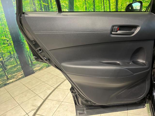 カローラクロス ハイブリッド G 4WD 純正8型ディスプレイオーディオ バックカメラ 衝突軽減 レーダークルーズ 寒冷地仕様 Bluetooth フルセグ ETC ドラレコ LEDヘッド オートエアコン スマートキー オートライト(37枚目)