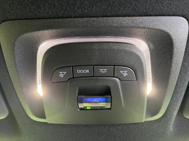 カローラクロス ハイブリッド G 4WD 純正8型ディスプレイオーディオ バックカメラ 衝突軽減 レーダークルーズ 寒冷地仕様 Bluetooth フルセグ ETC ドラレコ LEDヘッド オートエアコン スマートキー オートライト(41枚目)