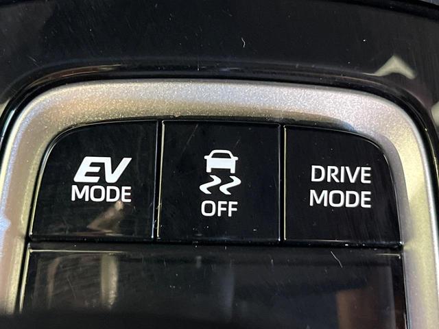 カローラクロス ハイブリッド G 4WD 純正8型ディスプレイオーディオ バックカメラ 衝突軽減 レーダークルーズ 寒冷地仕様 Bluetooth フルセグ ETC ドラレコ LEDヘッド オートエアコン スマートキー オートライト(42枚目)