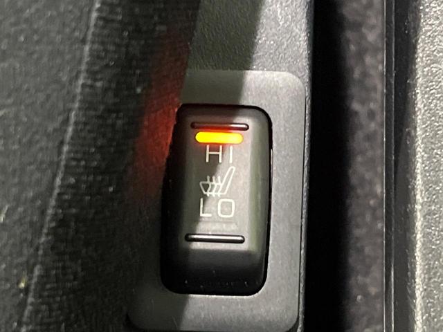 【シートヒーター】寒い日に重宝するシートヒーター！エアコンより早く温まってくれるので寒がりの人も安心ですね♪エアコンの温風は乾燥するから苦手、という方にもをおすすめです。